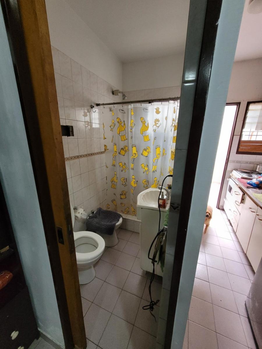 Excelente Duplex de 3 ambientes sobre calle Larrea 319 Ramos Mejía — foto 9