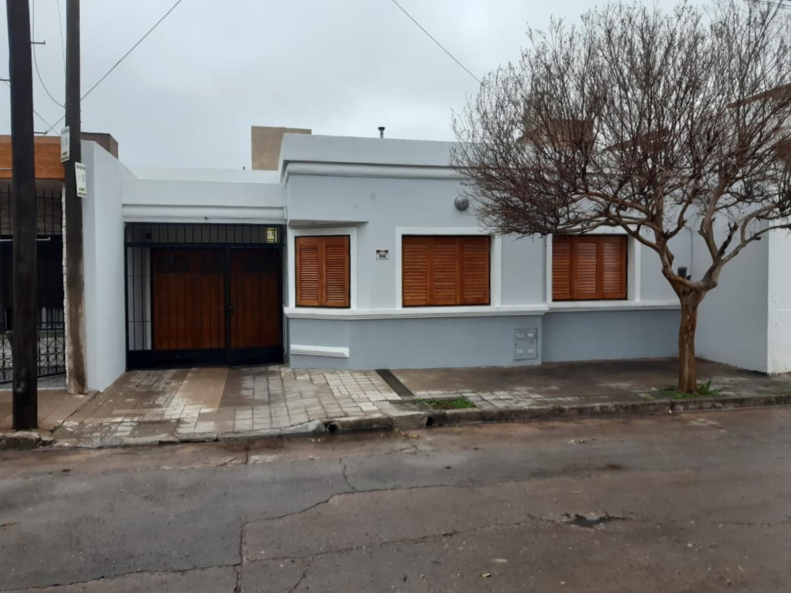 CASA EN VENTA ZONA RUTA 20