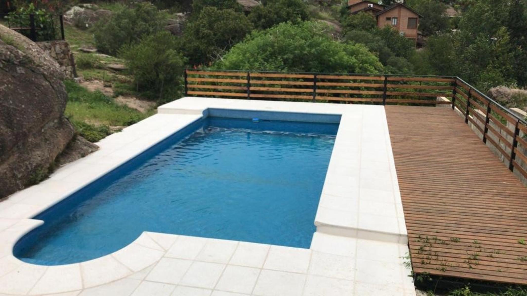 PROPIEDAD EN VENTA EN VILLA DEL LAGO A METROS DE BV. SARMIENTO