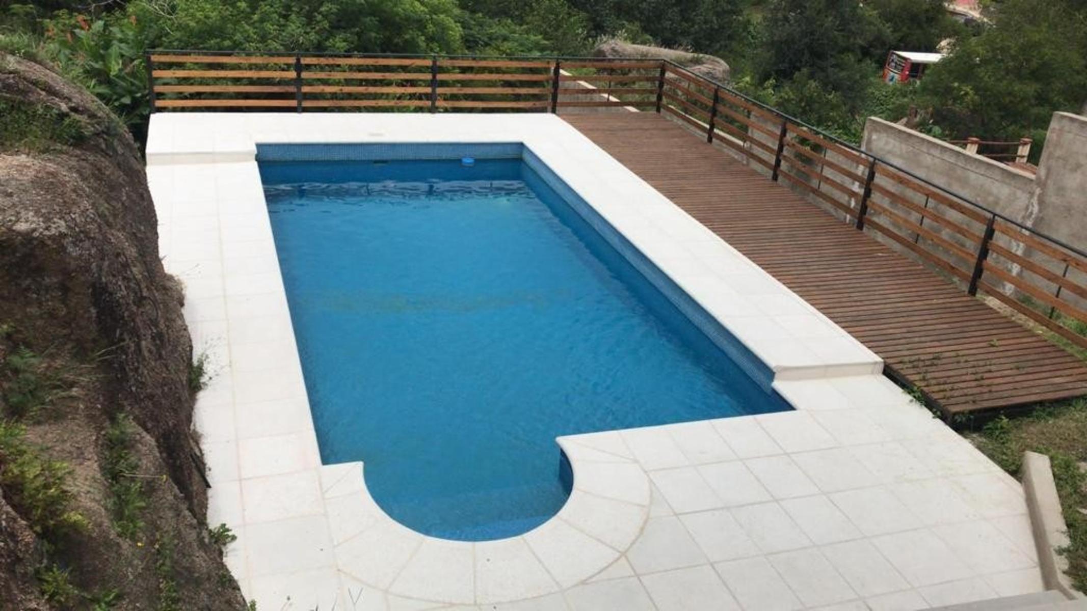 PROPIEDAD EN VENTA EN VILLA DEL LAGO A METROS DE BV. SARMIENTO — foto 5