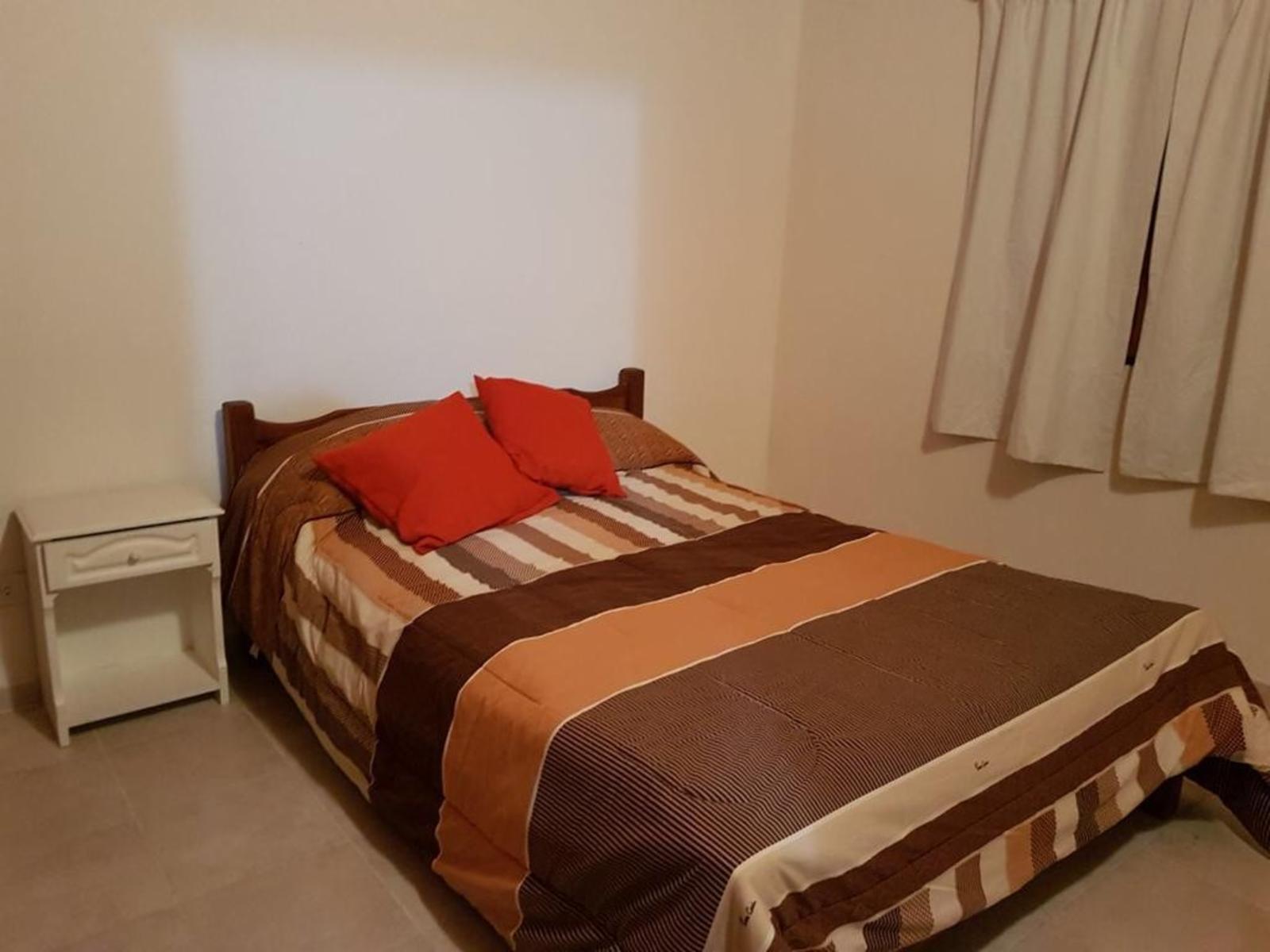 PROPIEDAD EN VENTA EN VILLA DEL LAGO A METROS DE BV. SARMIENTO — foto 12