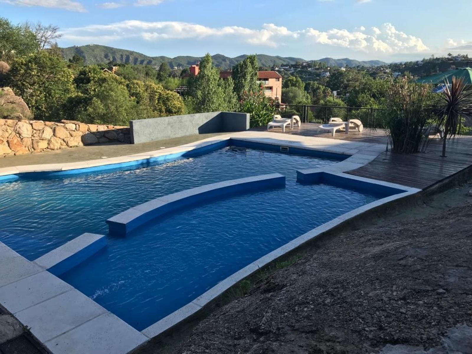 PROPIEDAD EN VENTA EN VILLA DEL LAGO A METROS DE BV. SARMIENTO — foto 5