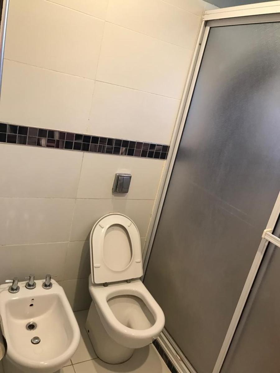 PROPIEDAD EN VENTA EN VILLA DEL LAGO A METROS DE BV. SARMIENTO — foto 11