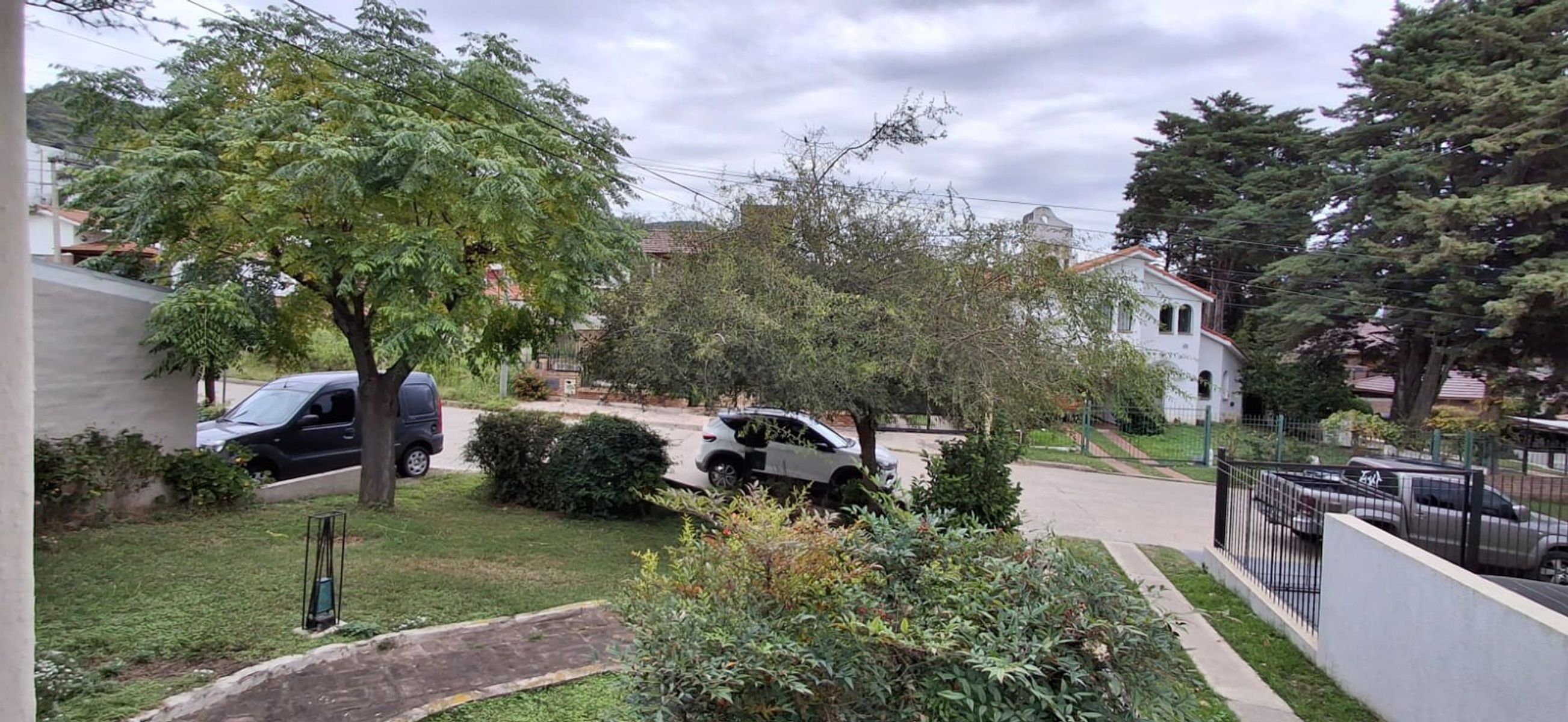 PROPIEDAD EN VENTA COSTA AZUL CASA MAS DOS DPTOS — foto 5