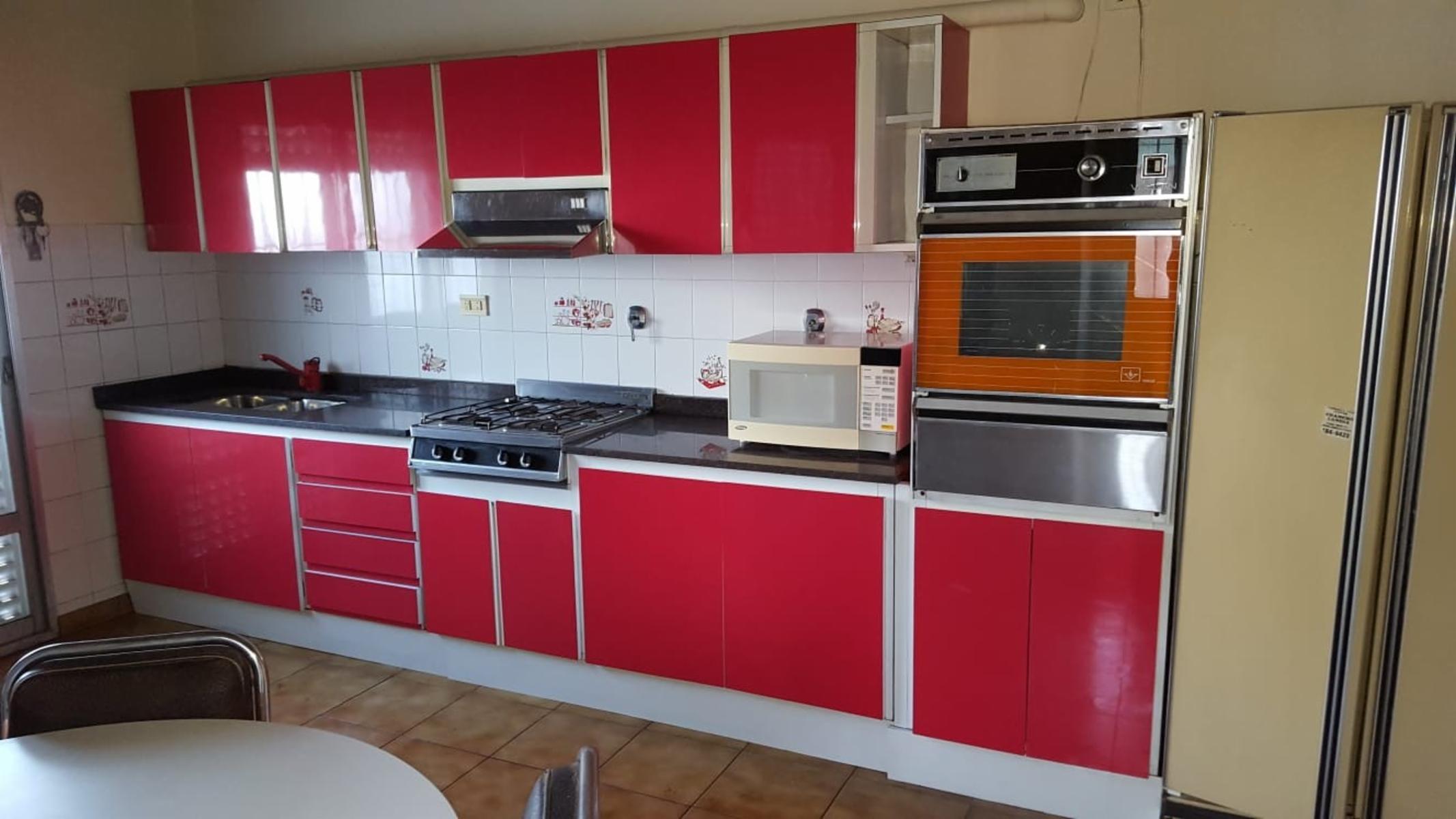 GALPON O DOBLE COCHERA Y DEPTO. INDEPENDIENTE y CASA 1° piso — foto 4