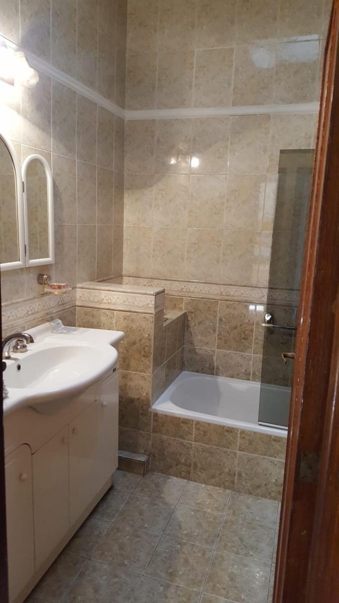 GALPON O DOBLE COCHERA Y DEPTO. INDEPENDIENTE y CASA 1° piso — foto 11