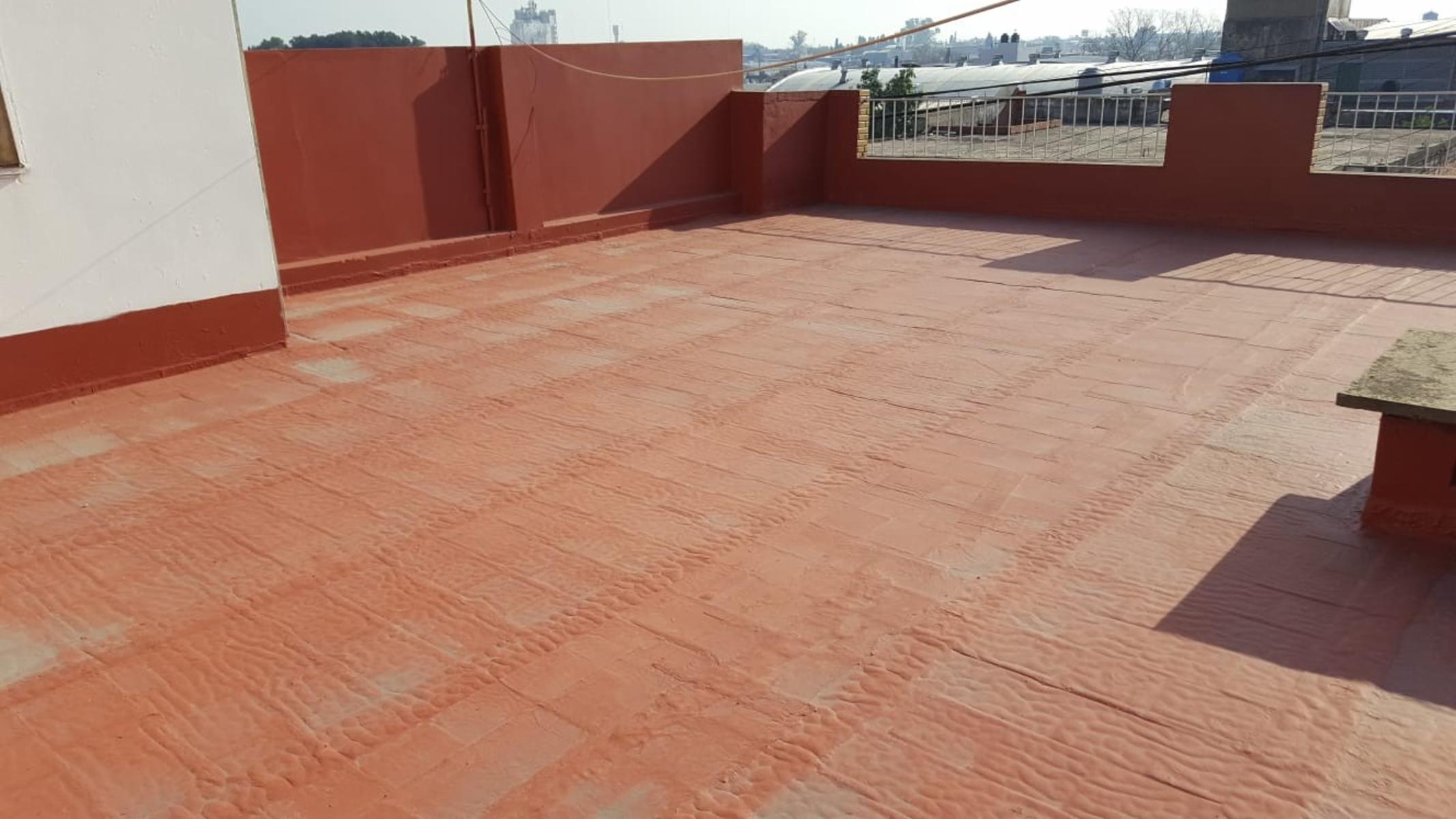 GALPON O DOBLE COCHERA Y DEPTO. INDEPENDIENTE y CASA 1° piso — foto 12
