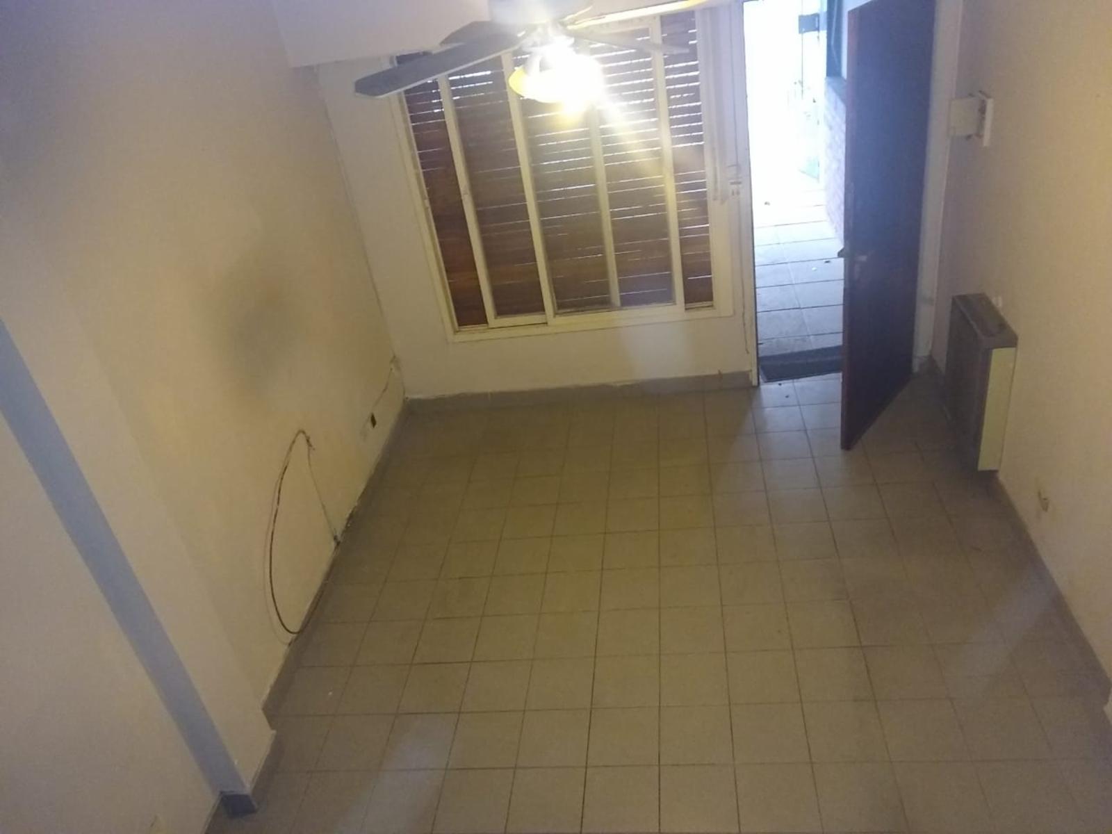 TRIPLEX OPORTUNIDAD EN RAMOS MEJIA ZONA BARRIO DON BOSCO — foto 6