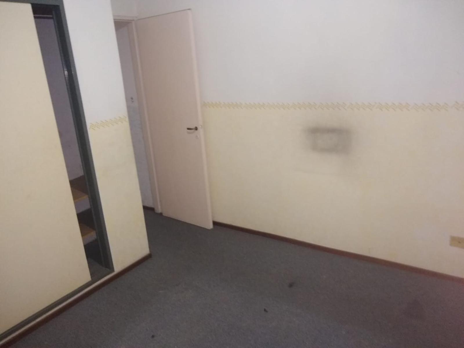 TRIPLEX OPORTUNIDAD EN RAMOS MEJIA ZONA BARRIO DON BOSCO — foto 9