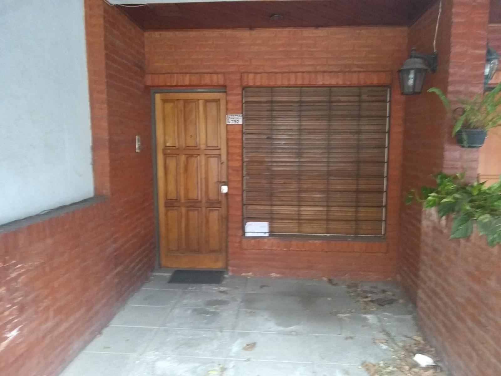 TRIPLEX OPORTUNIDAD EN RAMOS MEJIA ZONA BARRIO DON BOSCO — foto 13