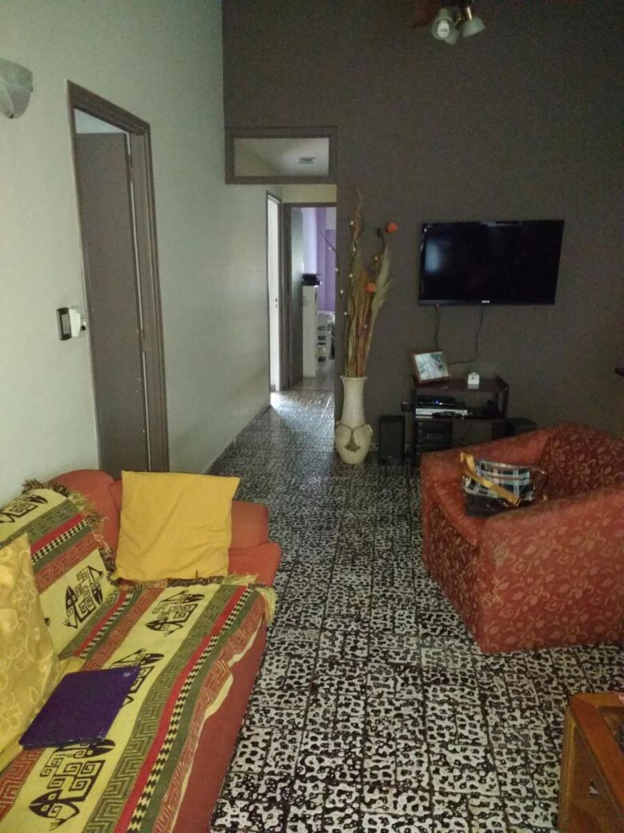CASA RAMOS MEJIA SUR AL FRENTE 4 AMBIENTES — foto 4