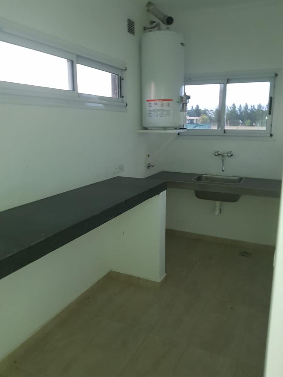 CASA EN BARRIO CERRADO A ESTRENAR — foto 5