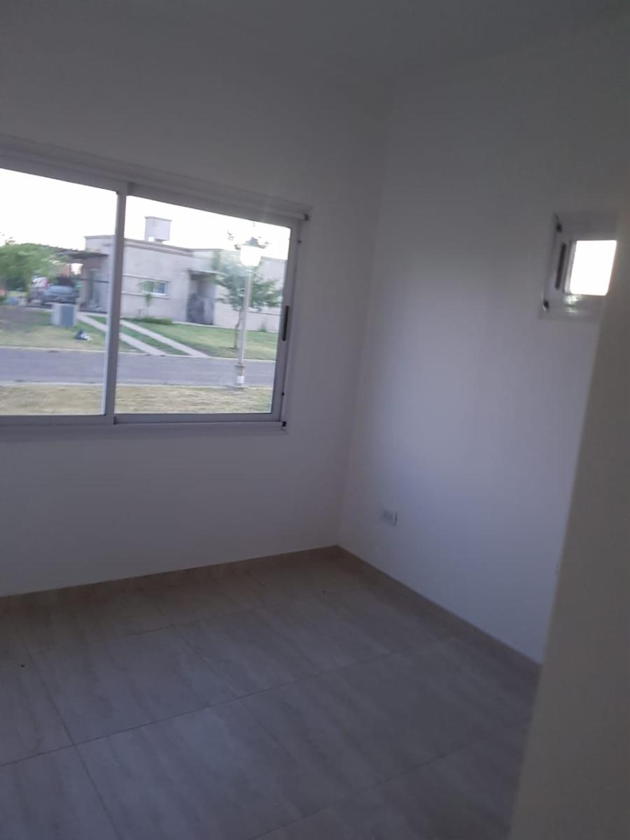 CASA EN BARRIO CERRADO A ESTRENAR — foto 9