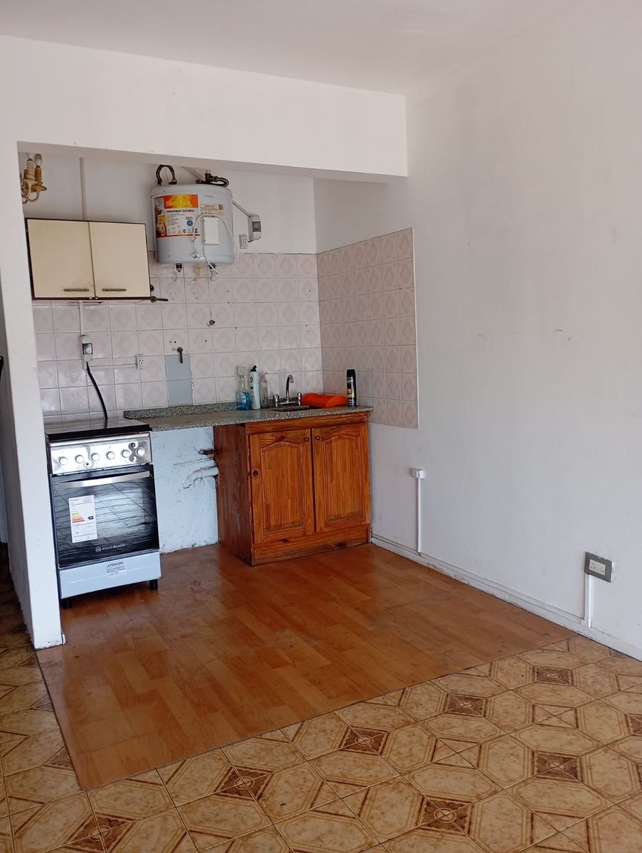 AVENIDA RIVADAVIA AL 13800- RAMOS MEJIA - 1