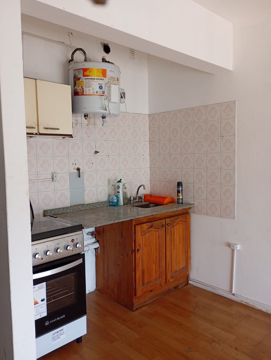 AVENIDA RIVADAVIA AL 13800- RAMOS MEJIA - 4