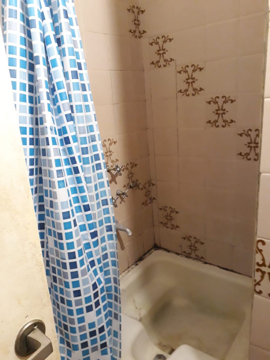AVENIDA RIVADAVIA AL 13800- RAMOS MEJIA - 6