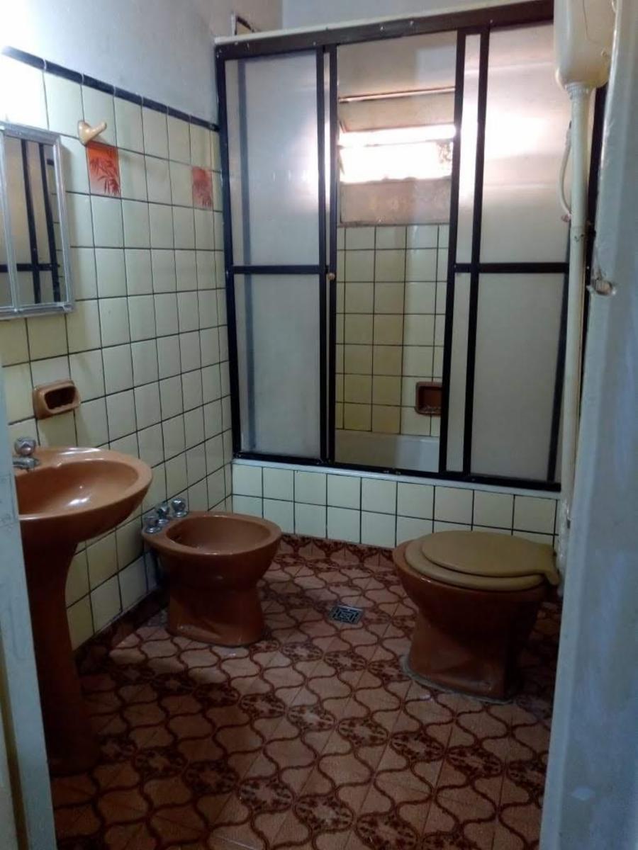 SE VENDE CASA CÉNTRICA IDEAL PARA EDIFICIOS EN POSADAS — foto 2
