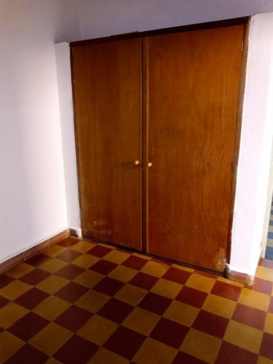 SE VENDE CASA CÉNTRICA IDEAL PARA EDIFICIOS EN POSADAS — foto 4