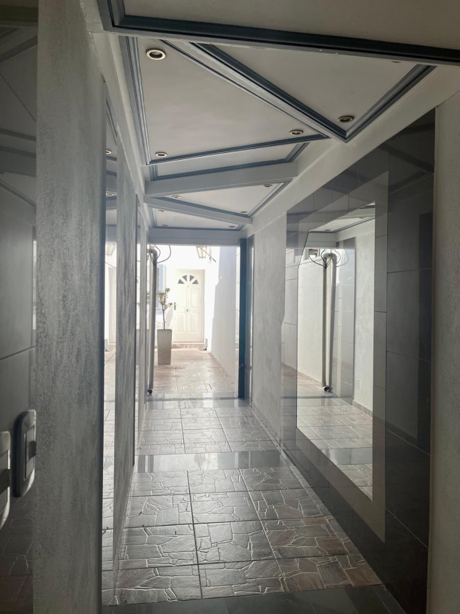 DEPARTAMENTO 2 AMB C/ PATIO — foto 4