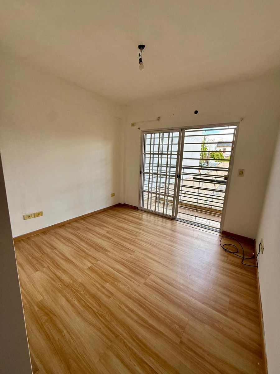 ALQUILER DOS AMBIENTES C/COCHER Y TERRAZA - 8
