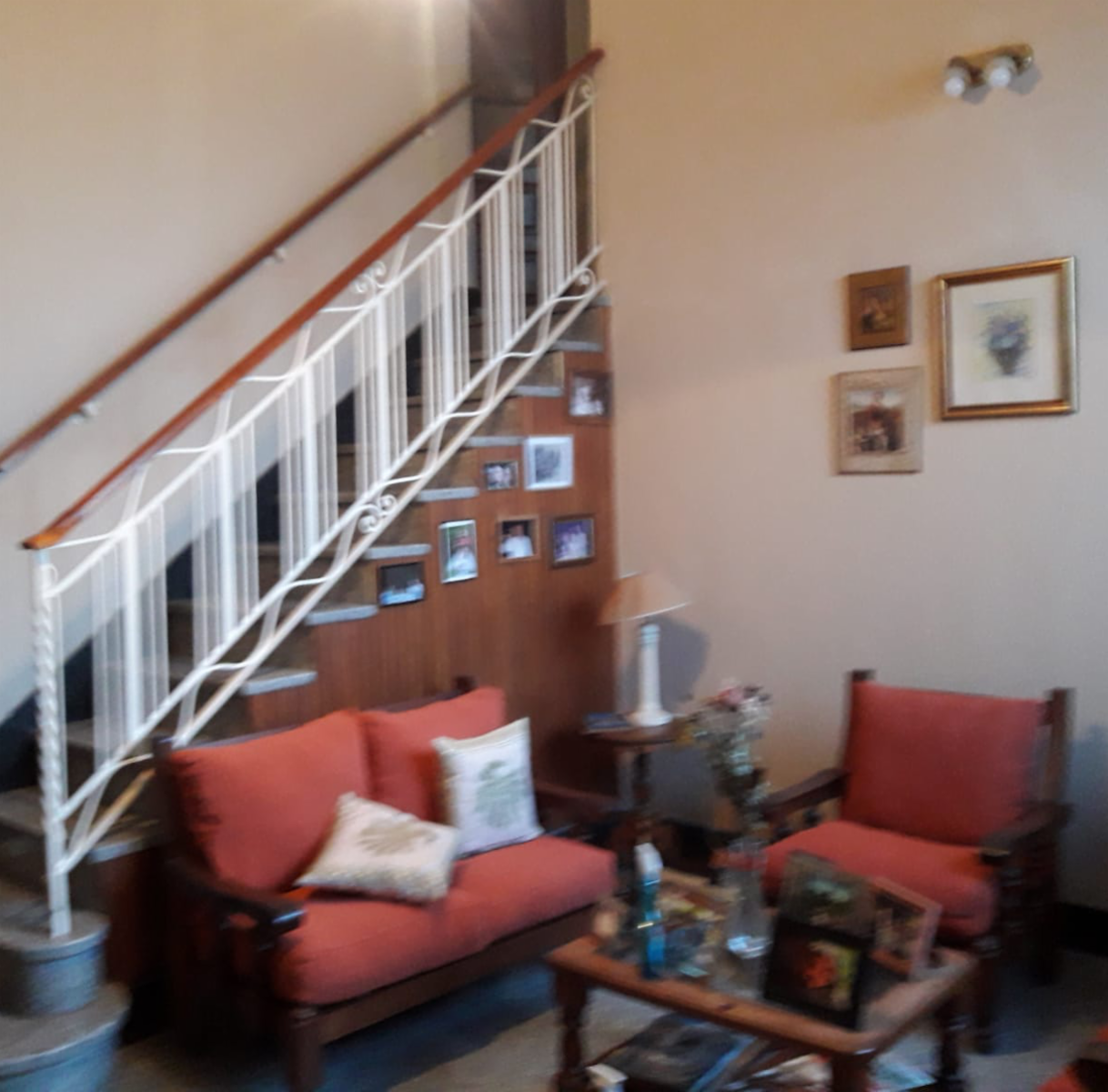 Se Vende Casa: Ubicada en la calle Padre Luis Monti, esta casa espaciosa y acogedora te brinda un total de 290 m² para disfrutar. — foto 5