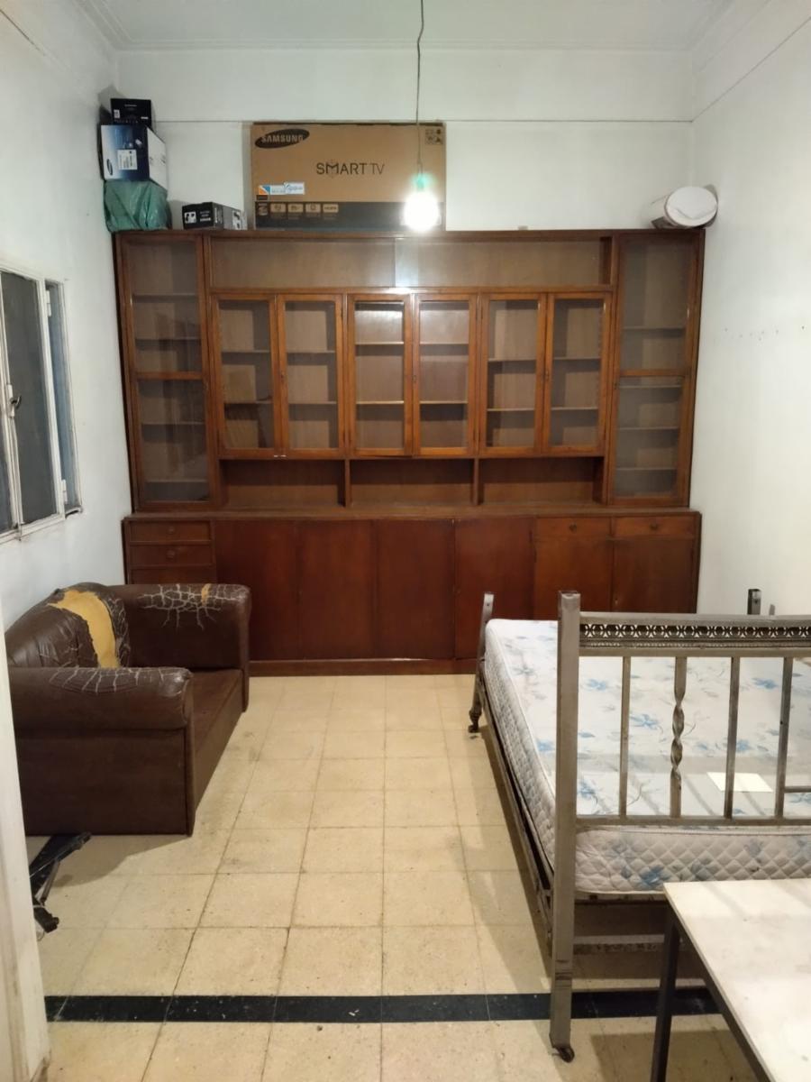 VENTA // FLORES - Dpto 4 amb. en P.B., con 2 patios propios (+lavadero). Muy buena ubicación. VALOR: U$S.100.0000 — foto 5