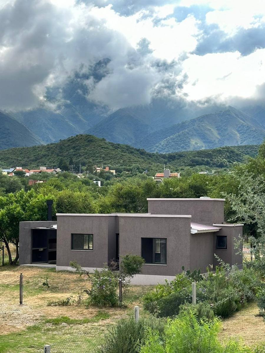 EXCELENTE OPORTUNIDAD, VENTA CASA EN LAS ACACIAS, MERLO SAN LUIS