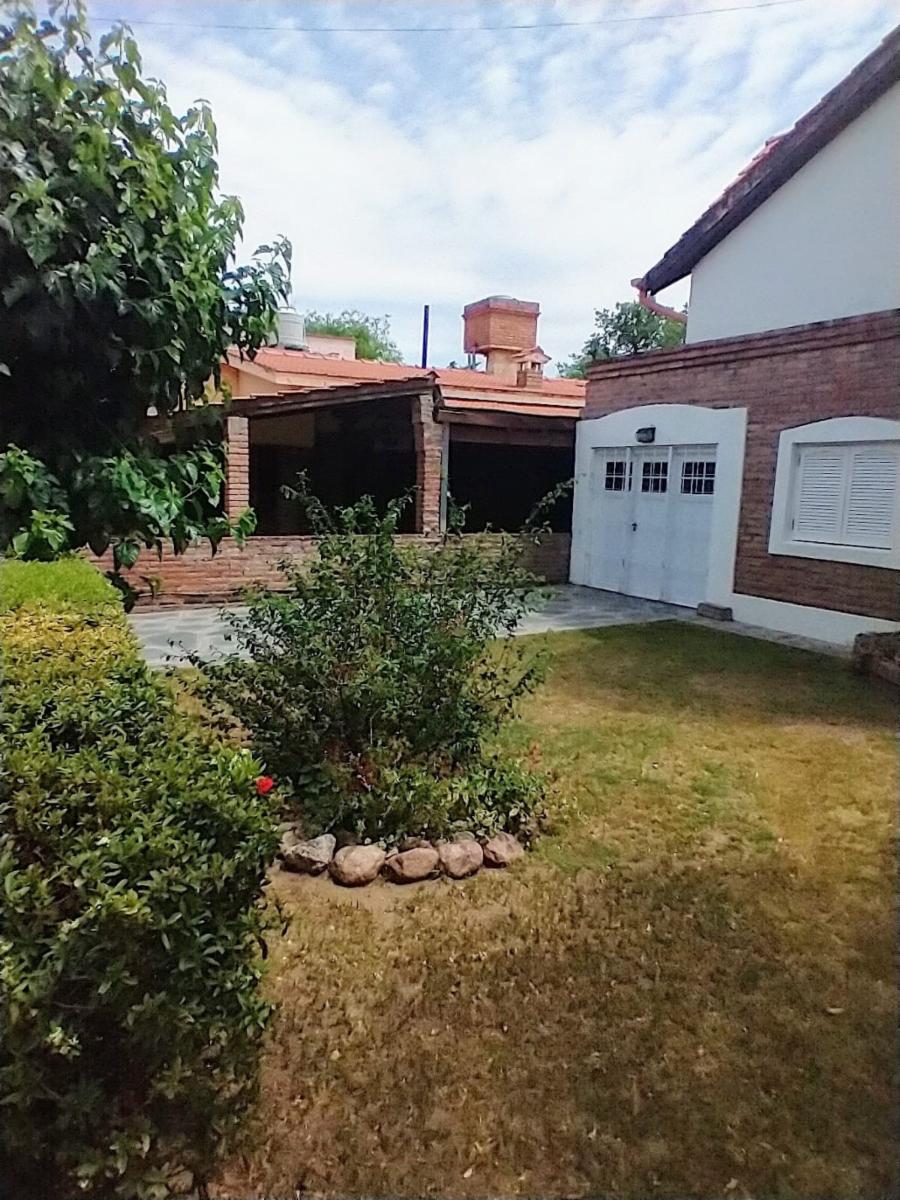 VENTA CASA DE 4 DORMITORIOS CON GAS NATURAL A 2 CUADRAS DE AV. DEL SOL ¡Oportunidad Retasada en Villa de Merlo — foto 5
