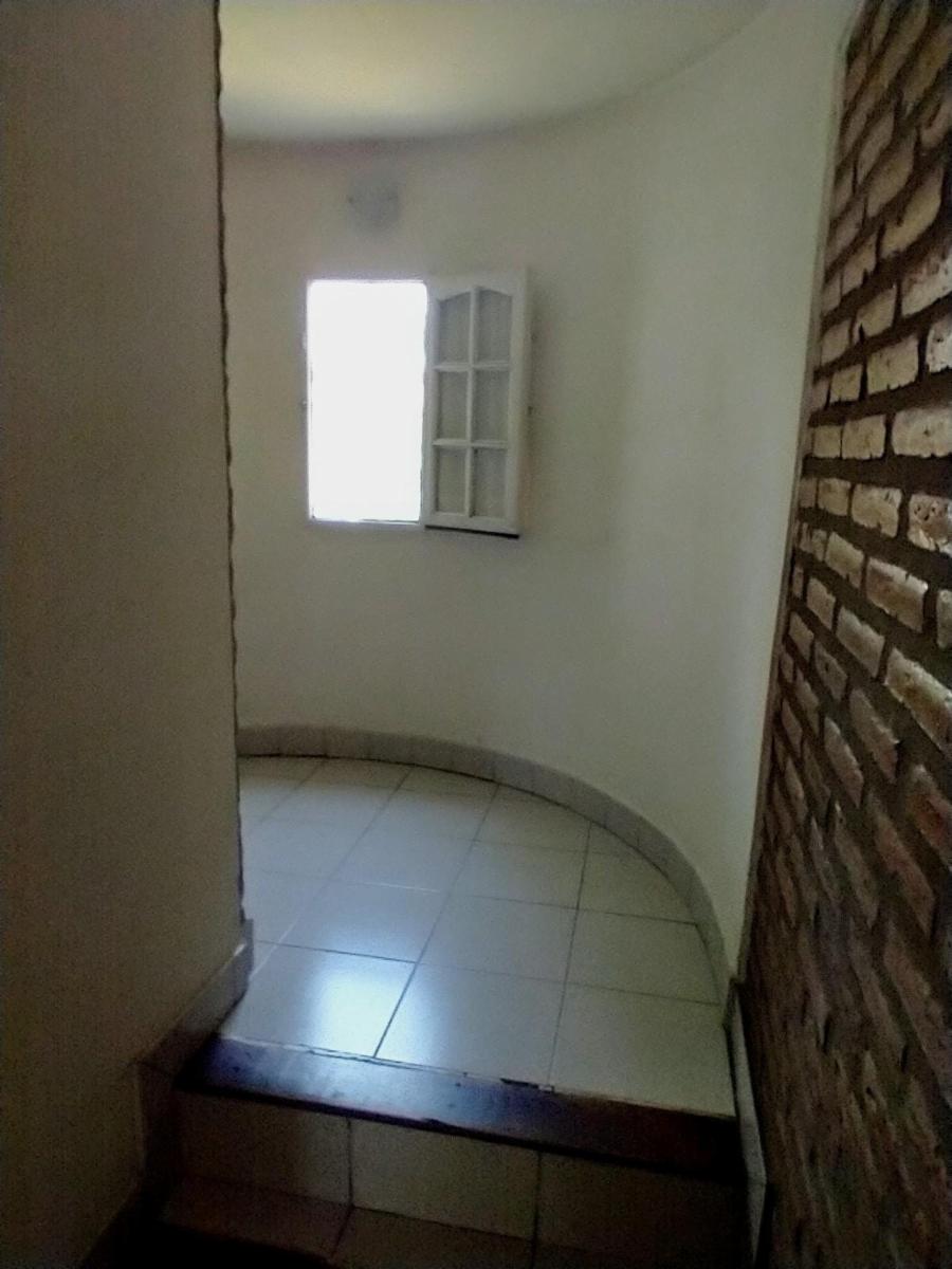 VENTA CASA DE 4 DORMITORIOS CON GAS NATURAL A 2 CUADRAS DE AV. DEL SOL ¡Oportunidad Retasada en Villa de Merlo — foto 12