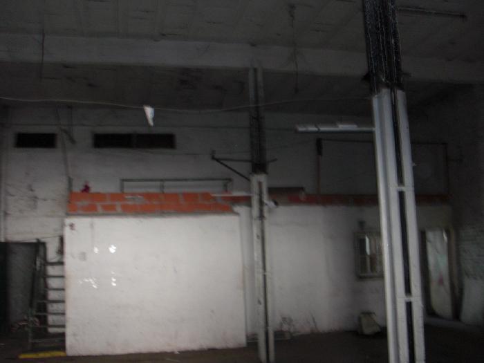 Local comercial de 50m2 con Galpon industrial de 200m2 y terreno libre de 100m2 en Venta en Billinghurst, San Martín, Buenos Aires — foto 2