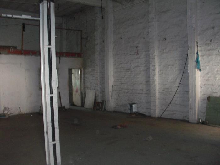 Local comercial de 50m2 con Galpon industrial de 200m2 y terreno libre de 100m2 en Venta en Billinghurst, San Martín, Buenos Aires — foto 4