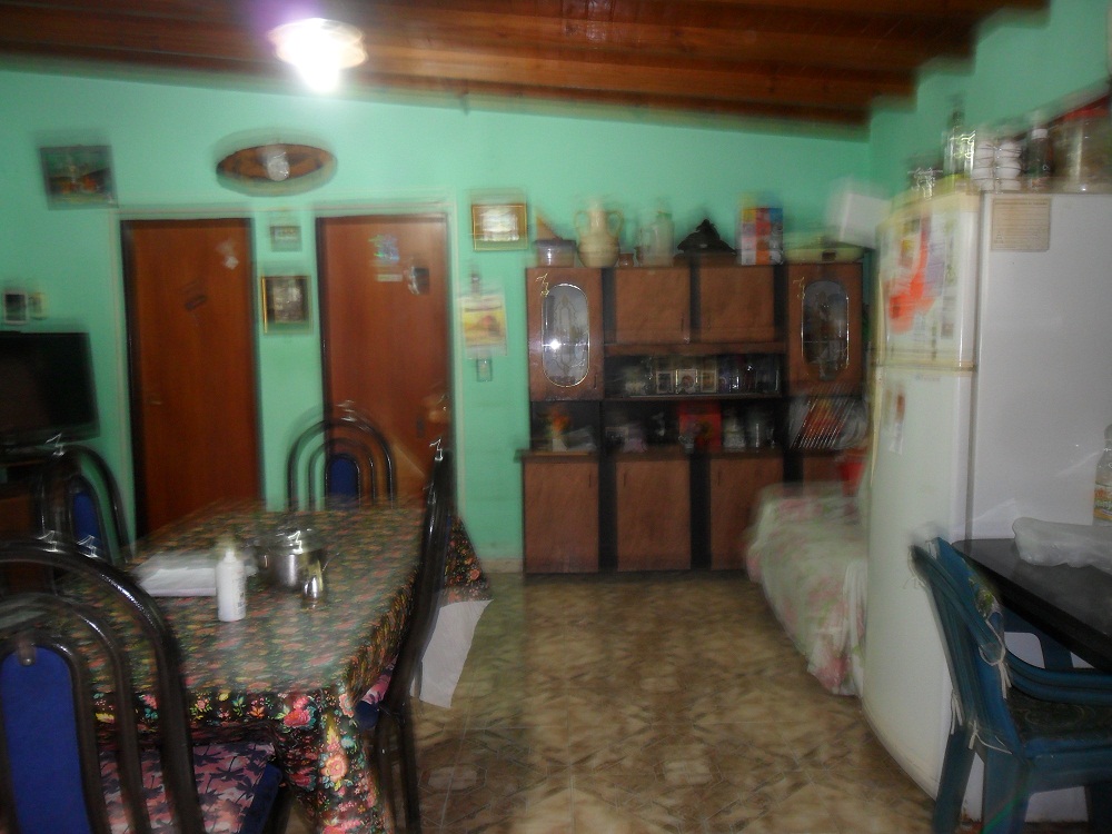 Moreno. Francia entre Venezuela y El Salvador. Casa 3 ambientes, 2 dormitorios, cocina-comedor, baño, entrada vs autos y fondo libre — foto 7