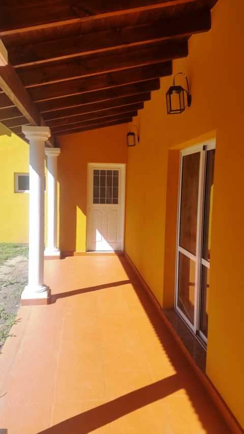 Casa en cordoba con lote 800 m2 3 cuadras de ruta 38 LA PROPIEDAD SE ENCUENTRA EN VILLA GIARDINO SOBRE AV. DEL CERRO — foto 4