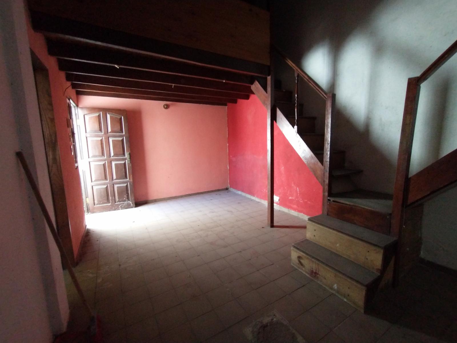 Ph interno 2 amb en 2 plantas cocina comedor baño dormitorio escritorio patio y lavadero — foto 2