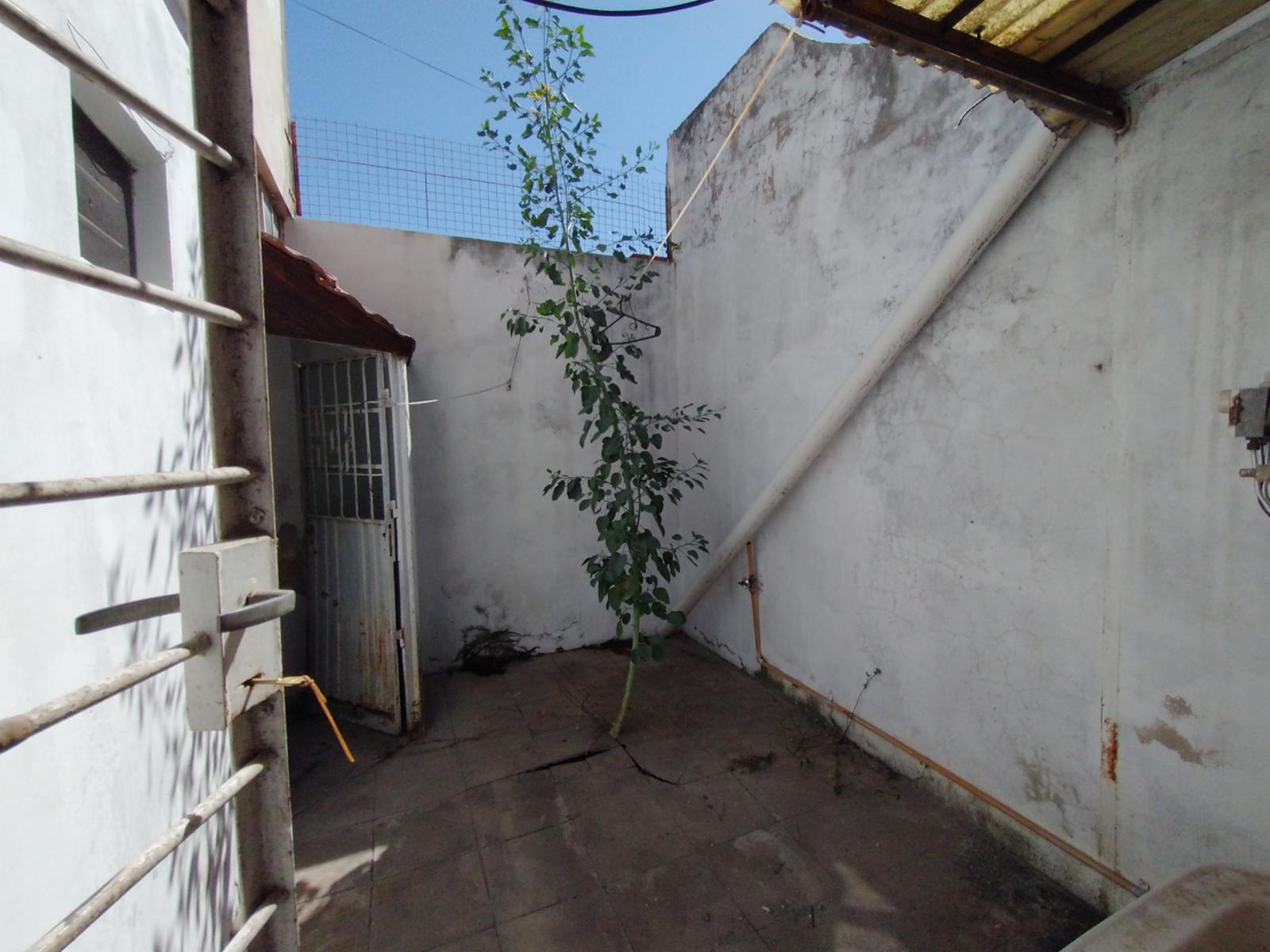 Ph interno 2 amb en 2 plantas cocina comedor baño dormitorio escritorio patio y lavadero — foto 6