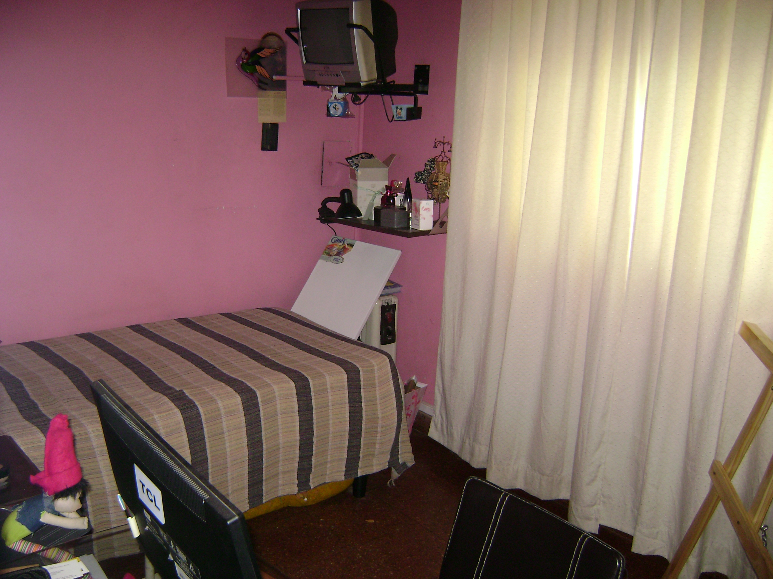 Ph frente 3 ambientes, 2 dormitorios, cocina-comedor,lavadero, baño, patio, terraza con parrilla, garage para 2 autos