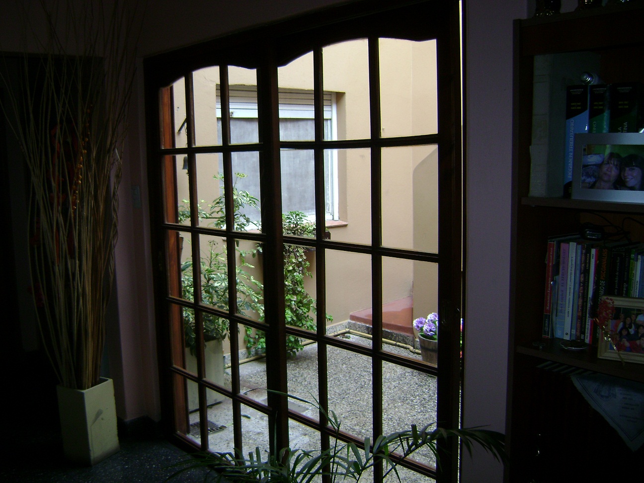 Ph frente 3 ambientes, 2 dormitorios, cocina-comedor,lavadero, baño, patio, terraza con parrilla, garage para 2 autos — foto 2