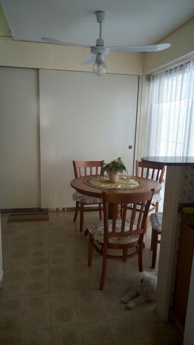 Excelente casa lote de 8x24. 4 ambientes, 3 dormitorios, living, cocina-comedor, baño, lavadero entrada para auto, patio, terraza — foto 7