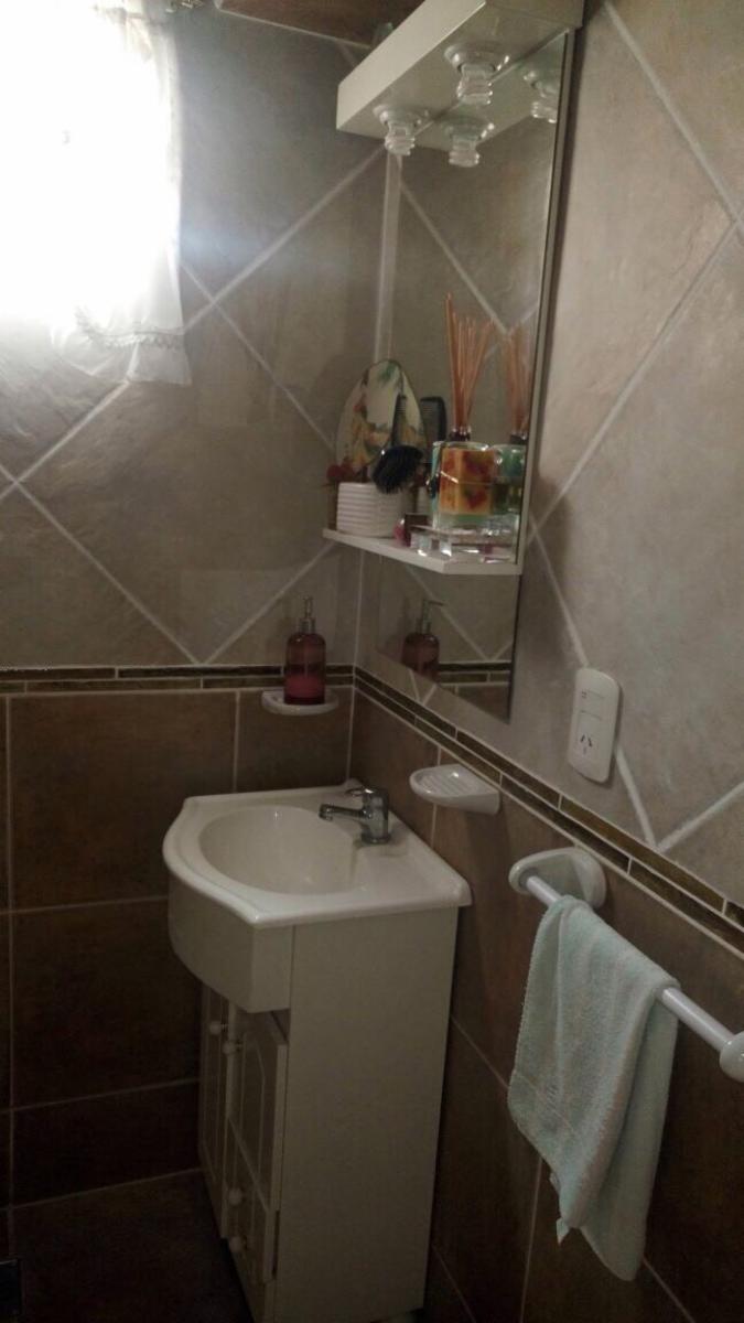 Excelente casa lote de 8x24. 4 ambientes, 3 dormitorios, living, cocina-comedor, baño, lavadero entrada para auto, patio, terraza — foto 8
