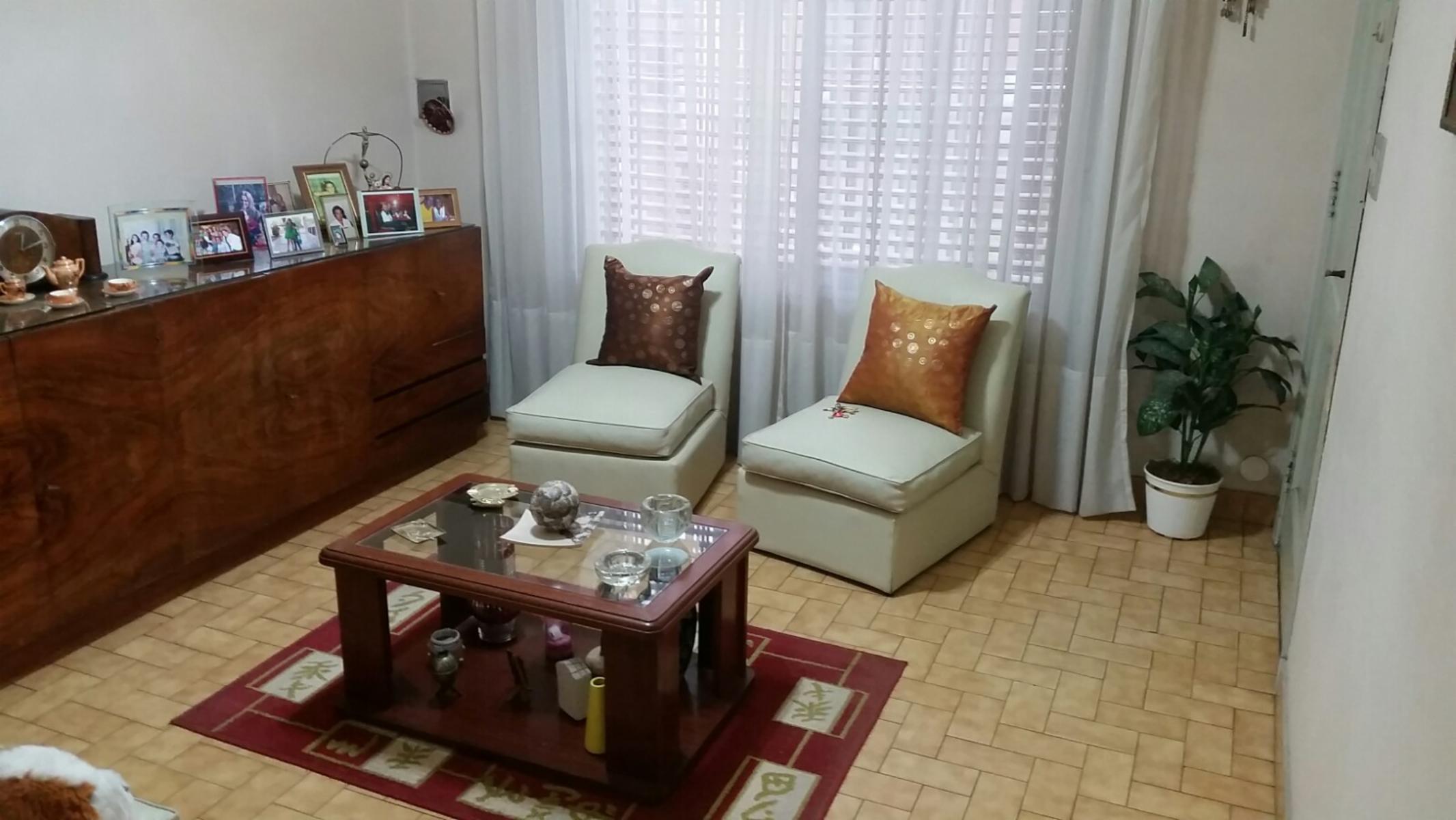 CHALET con muy buena distribucion, ambientes amplios, 3 dormitorios mas dependencia, living, cocina-comedor, gran patio, parrilla cuarto de herramientas y lavado, apto credito bancario — foto 14