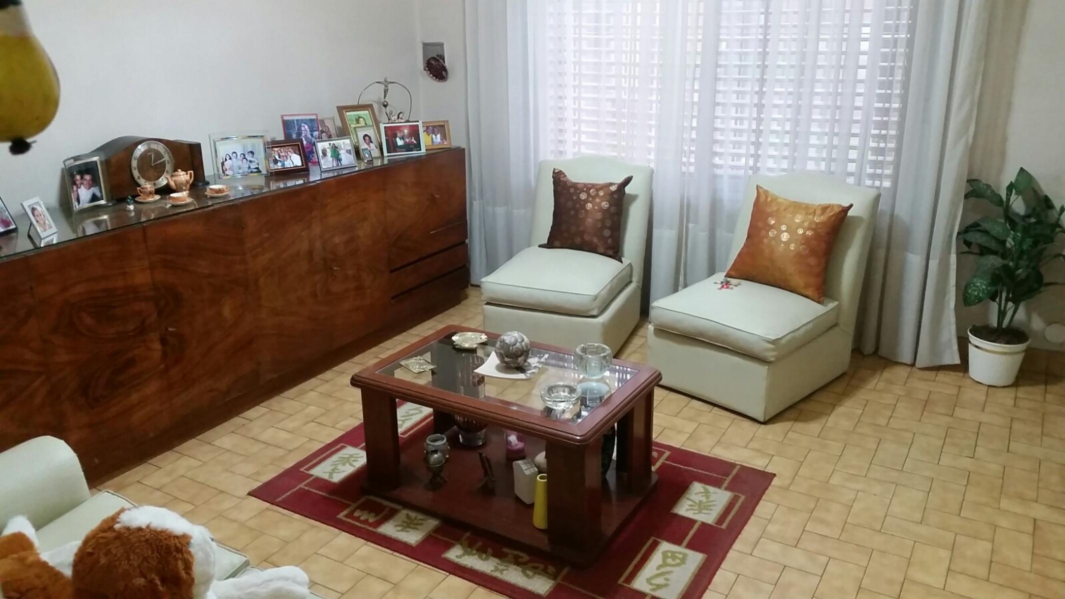 CHALET con muy buena distribucion, ambientes amplios, 3 dormitorios mas dependencia, living, cocina-comedor, gran patio, parrilla cuarto de herramientas y lavado, apto credito bancario — foto 15