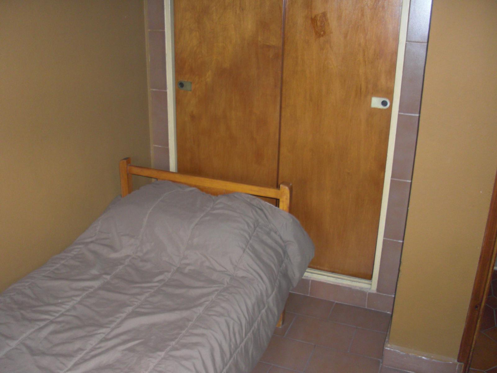 P-H AL FRENTE EN DOS PLANTAS, DE 4 AMBIENTES, CON TRES DORMITORIOS, DOS BAÑOS, LIVING, COCINA-COMEDOR, PATIO CON LAVADERO Y ENTRADA DE AUTO. — foto 15