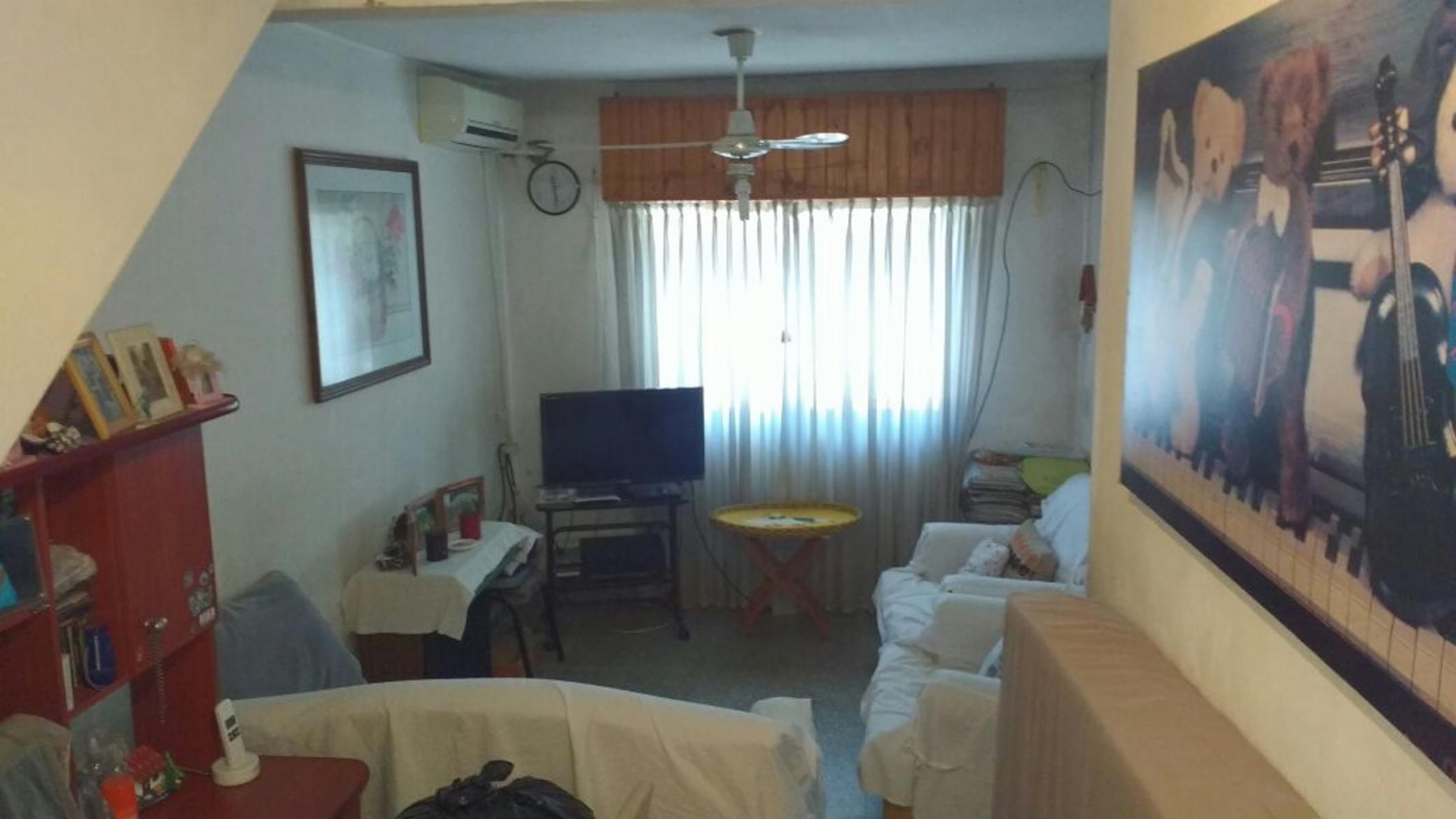 Ph interno 4 amb 3 dormitorios comedor living cocina patio y baño completo lavadero y cto. de herramientas — foto 9