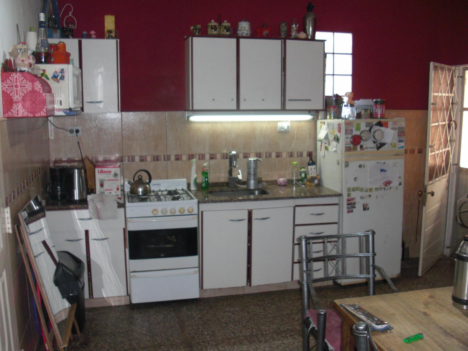 CASA MULTIFAMILIAR CON 4 DORMITORIOS, 2 BAÑOS PATIO CON PARRILLA. PLANTA ALTA A TERMINAR. — foto 15