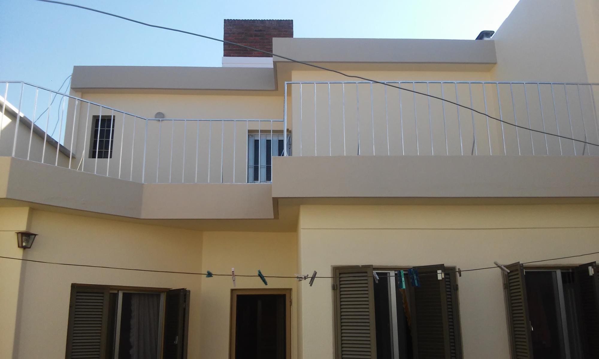 EXCELENTE CASA EN DOS PLANTAS DE TRES AMBIENTES (APTA CREDITO) — foto 6