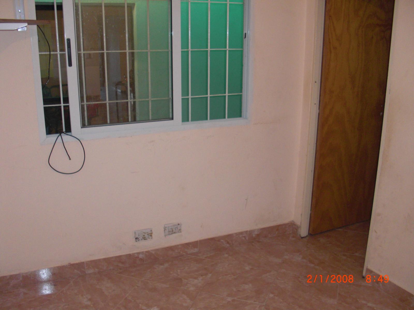 Excelente PH frente cuatro ambientes y departamento dos ambientes fondo — foto 4