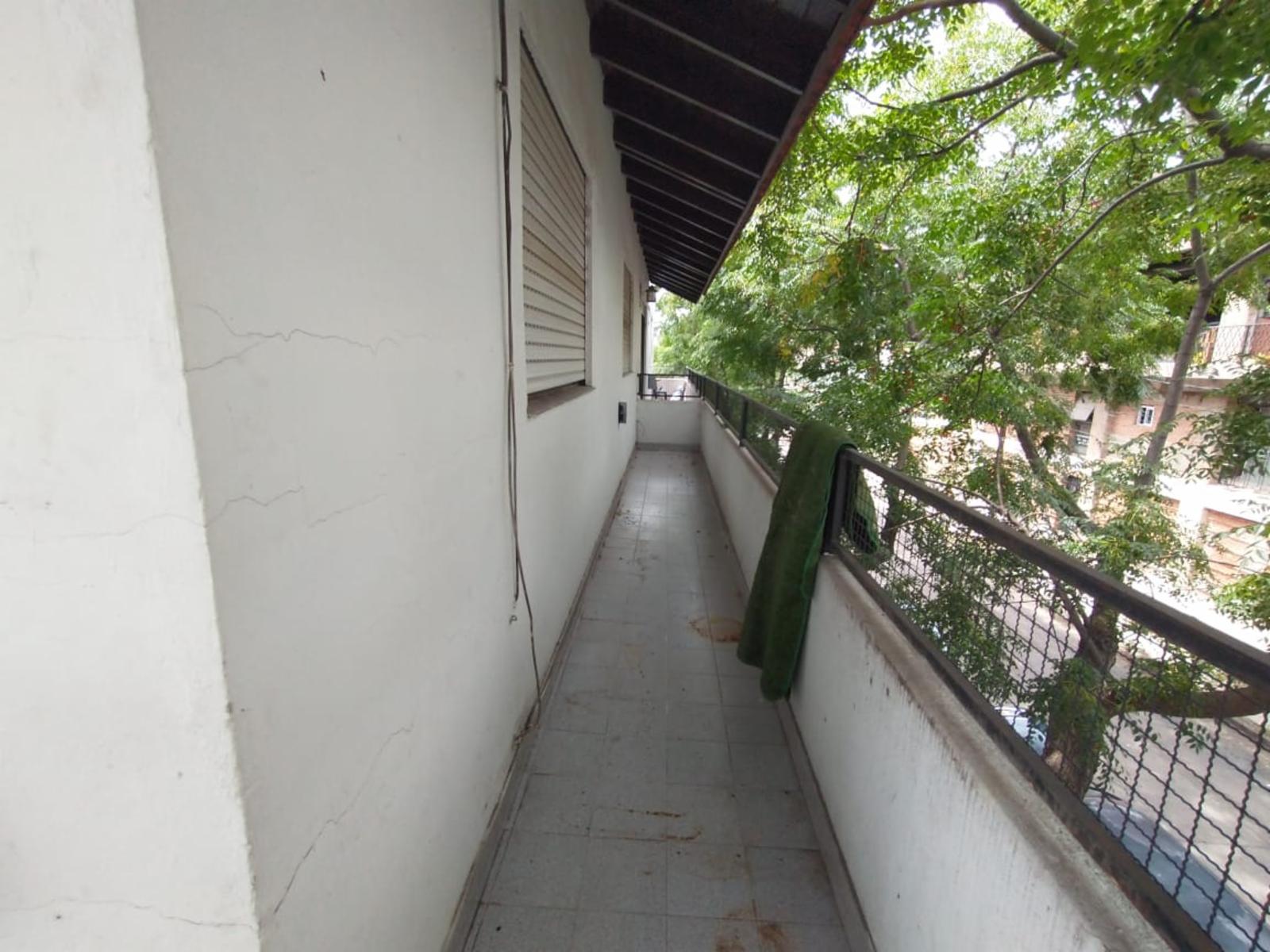 EXCELENTE DEPARTAMENTO DE 3 AMBIENTES CON BALCON - 13