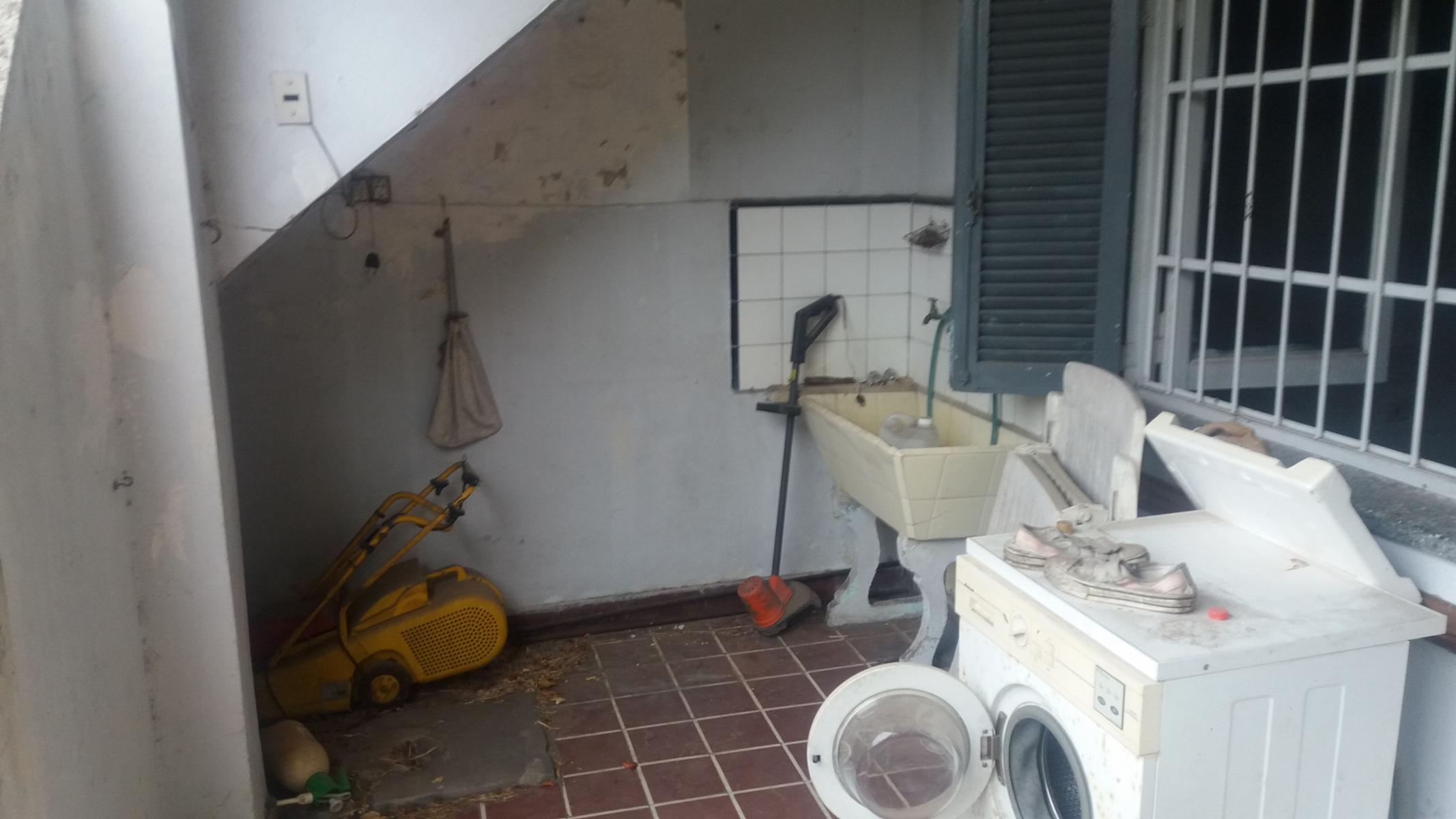 CASA EN LOTE PROPIO, MUY BUENA UBICACIÓN CON LOTE DE 8.66 X 40 — foto 5
