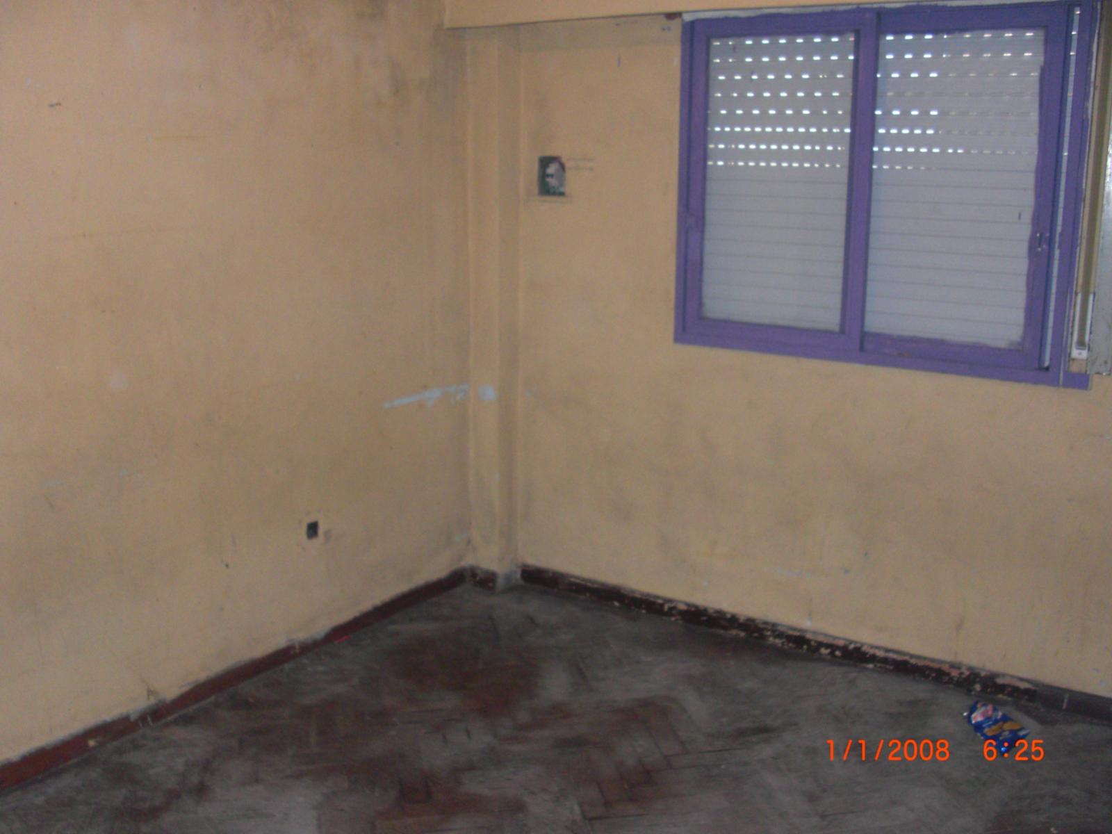 P-H FRENTE, CUATRO AMBIENTES, CON E/AUTO, JARDIN, ENTRADA IND. — foto 10