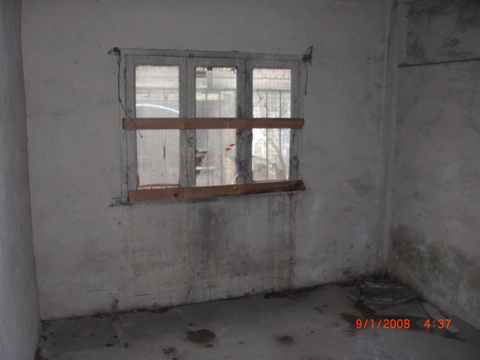 CASA DE 3 AMBIENTES CON JARDIN,GARAGE Y FONDO LIBRE, ZONA CAMINO DEL BUEN AIRE — foto 11